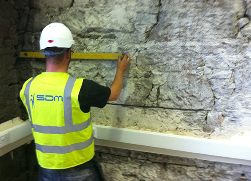 CaseStudy_Atholl_Cresent_Gallery_HeliBarsMeasuring